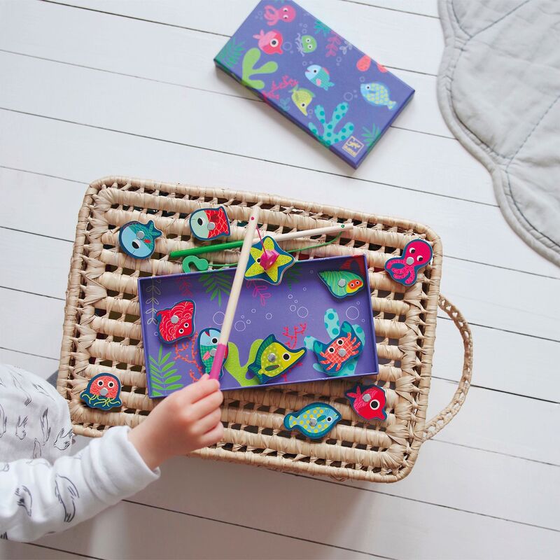 Djeco Magnetic Coloured Fishing