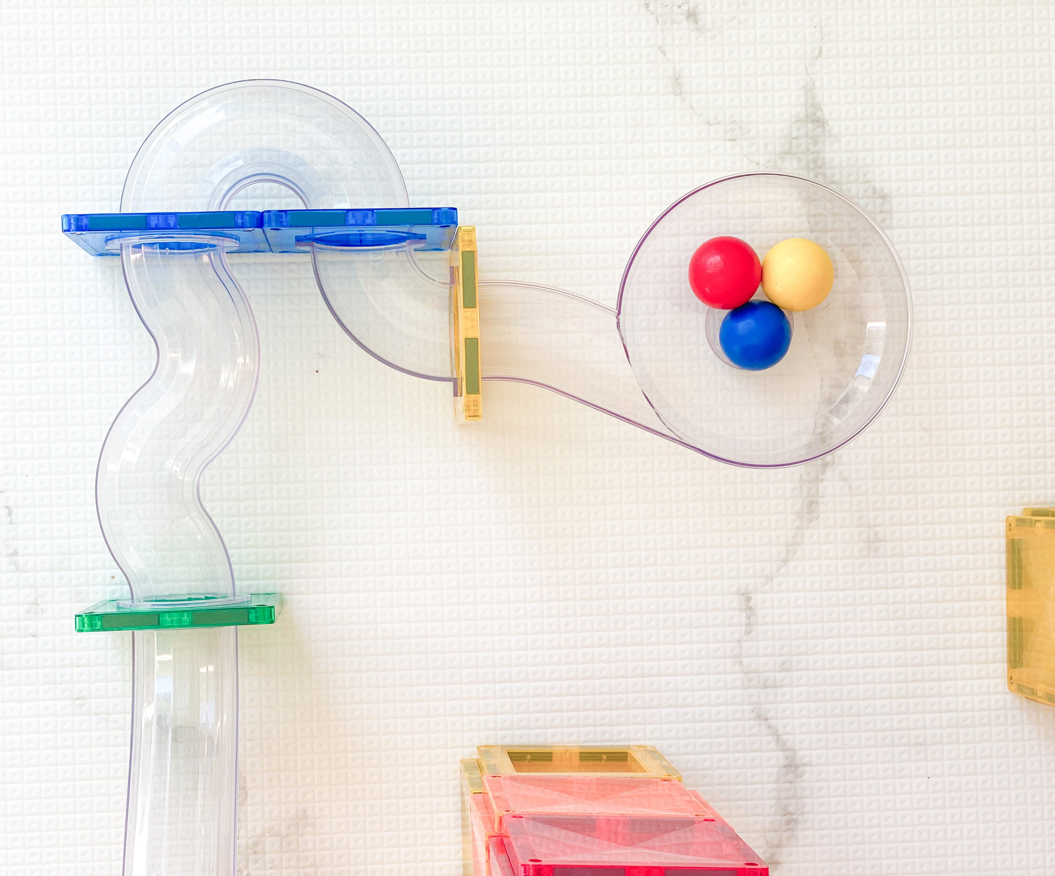 Connetix Ball Run contents