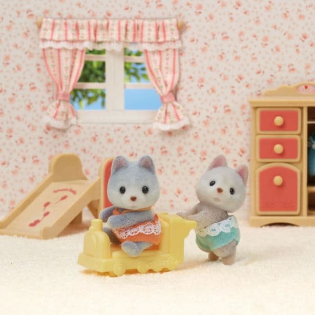 Sylvanian Families Husky Twins 5638
