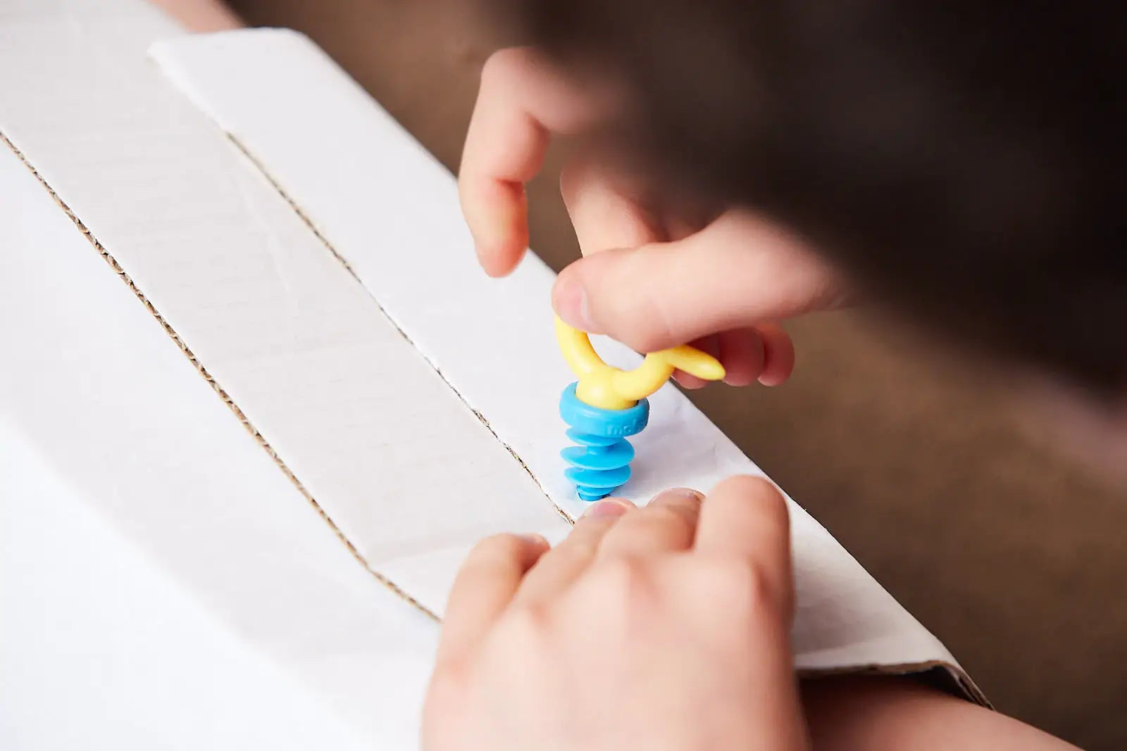 Makedo - MINI-TOOL 12 PC | Upcycled Cardboard Construction Tool