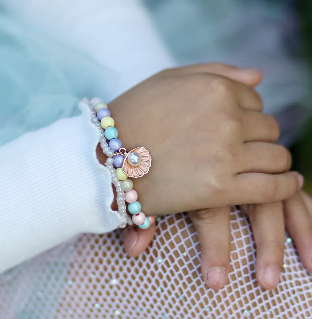 Great Pretenders - Boutique Pastel Shell Bracelet