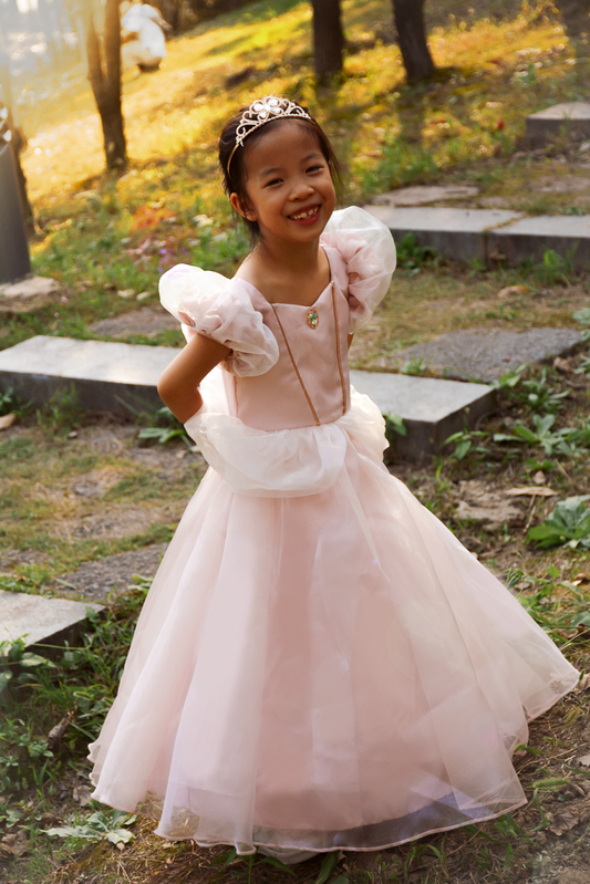 Great Pretenders - Antique Princess Gown Size 5-6