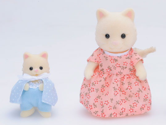 Sylvanian Families 5433 The New Arrival figurines included