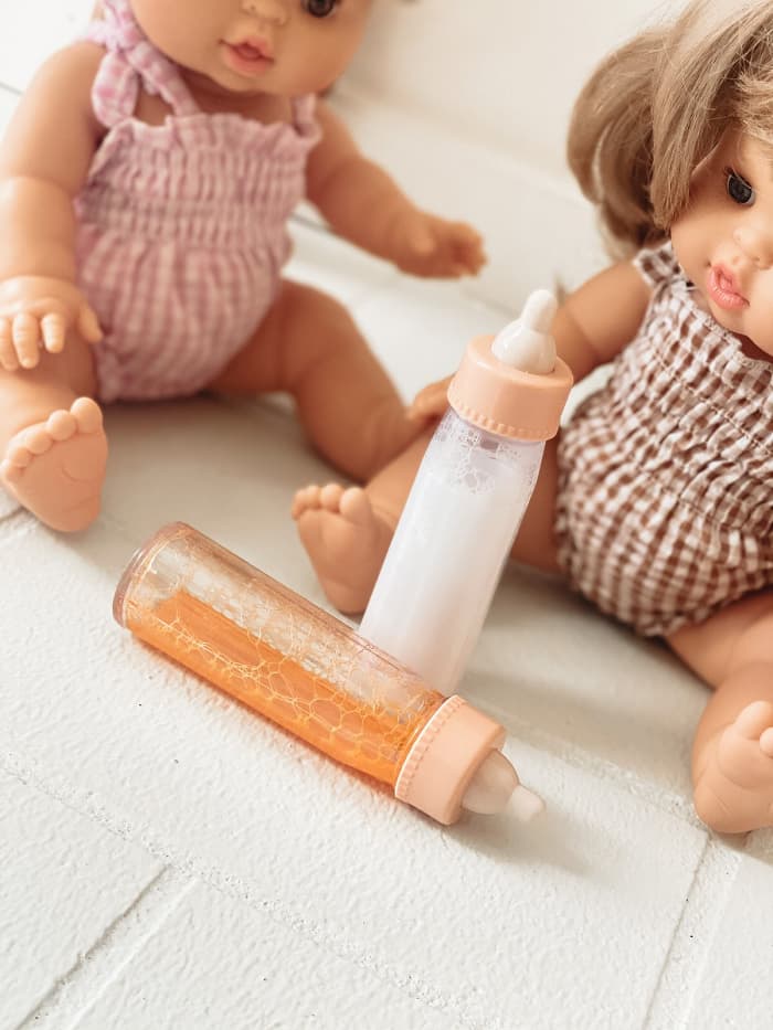 Tiny Harlow Magic Milk and Juice Bottles