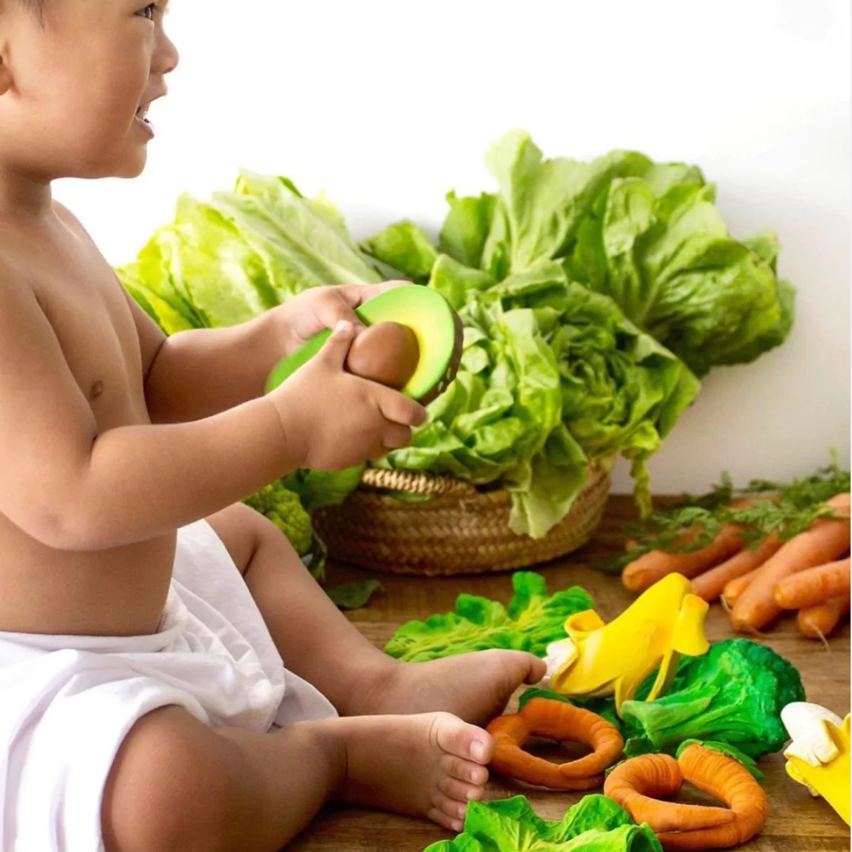 Oli and Carol Arnold the Avocado Teether Little Sprout Read